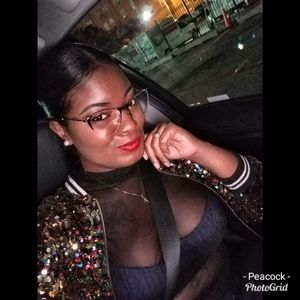 Meet your Posher, Peacock